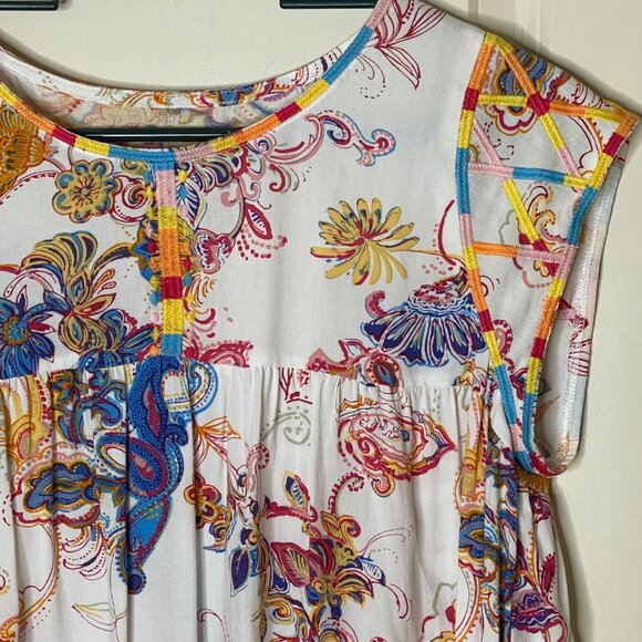 Boho Paisley Rayon Blouse S White Multicolor Cap Sleeve Embroidered Trim Top - Picture 3 of 6